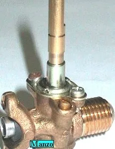 RUBINETTO GAS 2 VIE D.6MM. PL2230