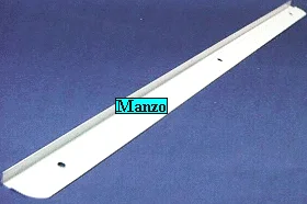 472105.11BP - PROFILO INFERIORE PORTA FORNO 587MM.