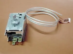 501161.03ME - TERMOSTATO DP CM.71 STOP 3 C. CM74