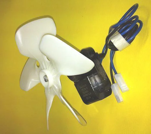 504240.03ME - ELETTROVENTILATORE 220V VEN/SX A.25 P.10