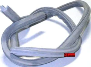 670452.00ME - GUARNIZIONE PORTA L/S 400X610