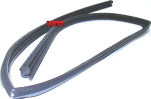 670453.00ME - GUARNIZIONE PORTA L/S