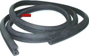 670454.00ME - GUARNIZIONE PORTA L/S