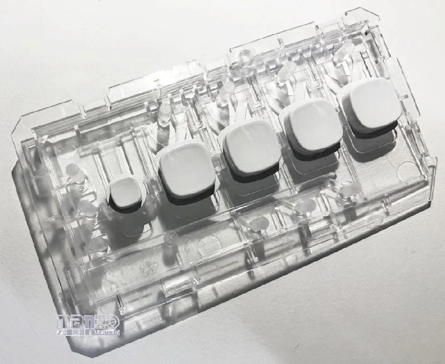 828250.00BK - SUPPORTO PULSANTI (4+1 TASTI)